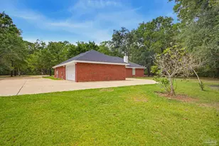 4346 McInnis St, Milton, FL 32583 - Photo 12