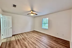 1305 Heatherwood Cir, Pensacola, FL 32506 - Photo 4