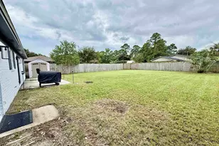 1305 Heatherwood Cir, Pensacola, FL 32506 - Photo 18