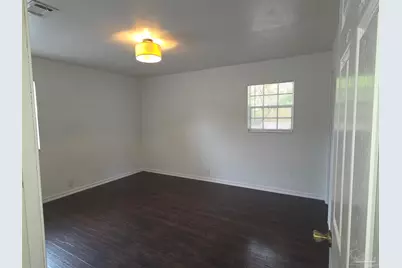 4304 Bishop St, Pensacola, FL 32503 - Photo 6