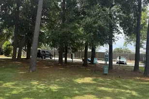5001 Grande Dr, Pensacola, FL 32504 - Photo 16