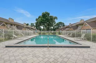 5001 Grande Dr, Pensacola, FL 32504 - Photo 2