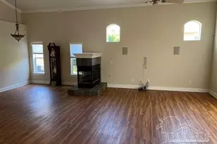 5733 Cobble Creek Dr, Pace, FL 32571 - Photo 2