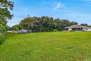 9767 Cobblebrook Dr, Pensacola, FL 32506 - Photo 16