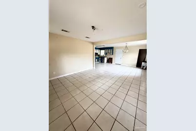 4674 Geneva Dr, Pensacola, FL 32526 - Photo 6