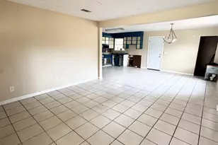 4674 Geneva Dr, Pensacola, FL 32526 - Photo 6
