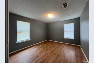 3315 W Lloyd St, Pensacola, FL 32505 - Photo 10