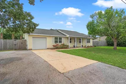 1462 Central Pkwy, Gulf Breeze, FL 32563 - Photo 4