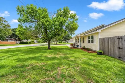 1462 Central Pkwy, Gulf Breeze, FL 32563 - Photo 38
