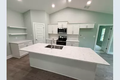 4728 Bay Breeze Dr, Gulf Breeze, FL 32563 - Photo 2