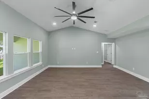 4728 Bay Breeze Dr, Gulf Breeze, FL 32563 - Photo 10