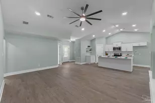 4728 Bay Breeze Dr, Gulf Breeze, FL 32563 - Photo 8