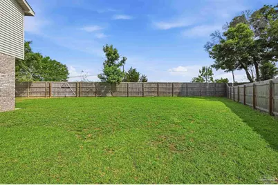 8566 Holley Hills Cir, Navarre, FL 32566 - Photo 34