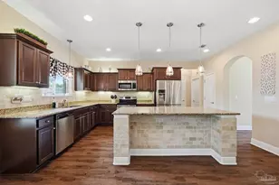 8566 Holley Hills Cir, Navarre, FL 32566 - Photo 18