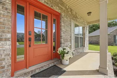 8566 Holley Hills Cir, Navarre, FL 32566 - Photo 10
