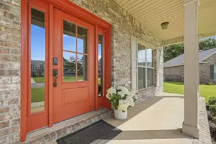 8566 Holley Hills Cir, Navarre, FL 32566 - Photo 10