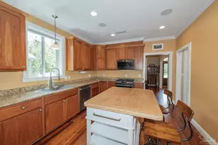 1704 N 14th Ave, Pensacola, FL 32503 - Photo 16