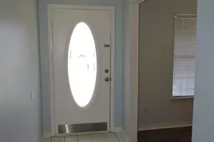 2552 Southern Oaks Dr, Cantonment, FL 32533 - Photo 2