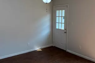 8410 Williamsburg Cir, Pensacola, FL 32514 - Photo 8