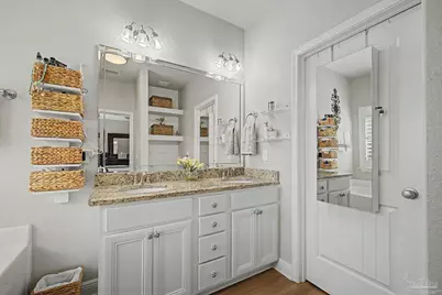 1740 Brantley Dr, Gulf Breeze, FL 32563 - Photo 22