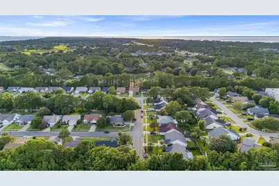 3750 Sterling Point Rd, Gulf Breeze, FL 32563 - Photo 52