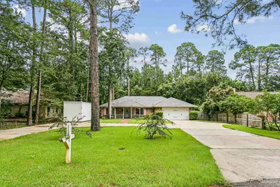 2908 Coral Strip Pkwy, Gulf Breeze, FL 32563 - Photo 2