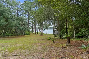 410 Bartow Ave, Pensacola, FL 32507 - Photo 36