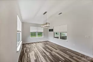 2536 Bluewater Dr, Navarre, FL 32566 - Photo 24