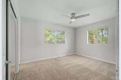 5418 Thornhill Rd, Pensacola, FL 32503 - Photo 16