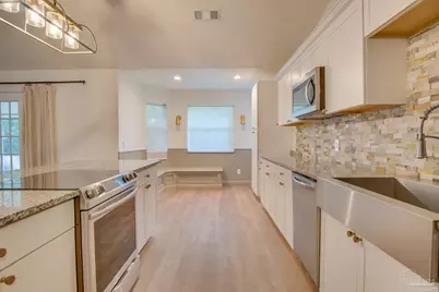 174 Emmons Ln, Pensacola, FL 32506 - Photo 14