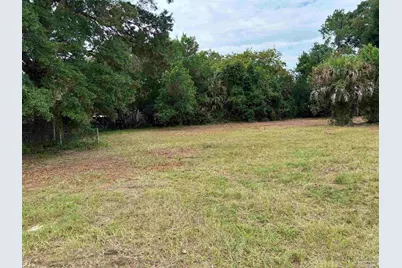 2117 2119 2121 N W St, Pensacola, FL 32505 - Photo 2