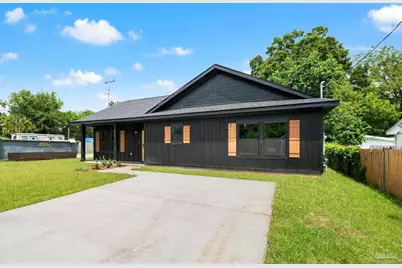 2420 W Blount St, Pensacola, FL 32505 - Photo 2