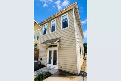 566 Santos St, Pensacola, FL 32502 - Photo 34