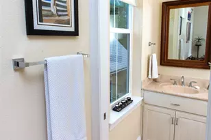 566 Santos St, Pensacola, FL 32502 - Photo 28