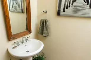 566 Santos St, Pensacola, FL 32502 - Photo 30