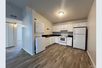 6801 Tiki Ln #2, Pensacola, FL 32503 - Photo 4