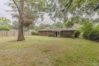 136 Shady Ln, Crestview, FL 32536 - Photo 20