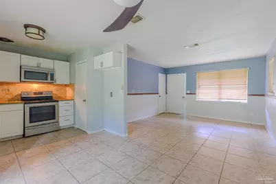 136 Shady Ln, Crestview, FL 32536 - Photo 8