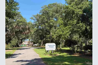 7776 Petersen Pt Rd, Milton, FL 32583 - Photo 10