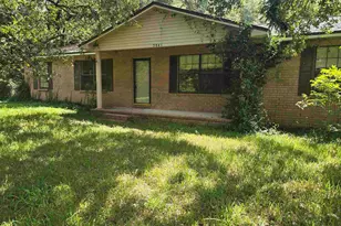 2841 Mandeville Ln, Pensacola, FL 32526 - Photo 2
