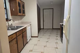 2841 Mandeville Ln, Pensacola, FL 32526 - Photo 6