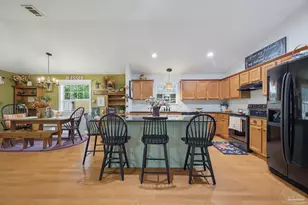 3279 Massena Dr, Pensacola, FL 32526 - Photo 6