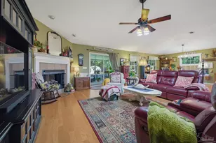 3279 Massena Dr, Pensacola, FL 32526 - Photo 12