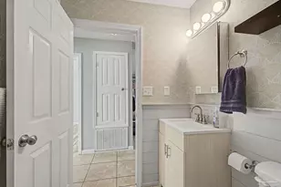 8263 Continental Ct, Pensacola, FL 32506 - Photo 16