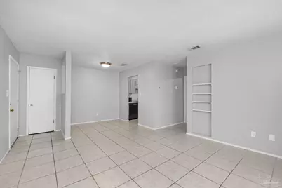 1555 Greenbriar Pkwy #4, Gulf Breeze, FL 32563 - Photo 2
