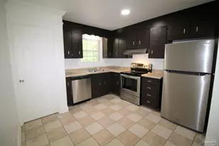 4947 Yacht Harbour Dr, Pensacola, FL 32514 - Photo 2