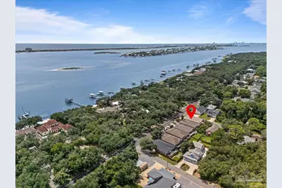 14482 Innerarity Pt Rd, Pensacola, FL 32507 - Photo 8