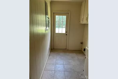 817 Bay Cliffs Rd, Gulf Breeze, FL 32561 - Photo 10