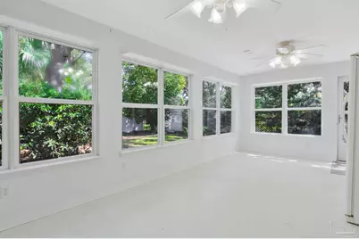 12 Dewitt Dr, Pensacola, FL 32507 - Photo 16