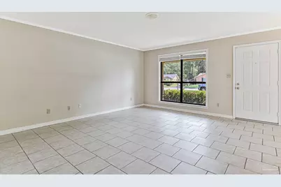1240 Pinnacle Cir #B, Pensacola, FL 32504 - Photo 12